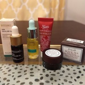 Luxe Hydrating Youth skincare sampler 💧